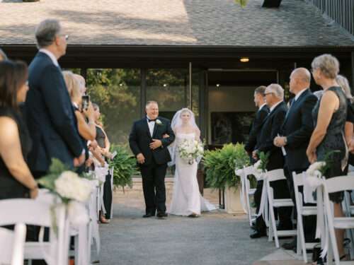 Outdoor wedding ceremony at the Darby House near Columbus, Ohio