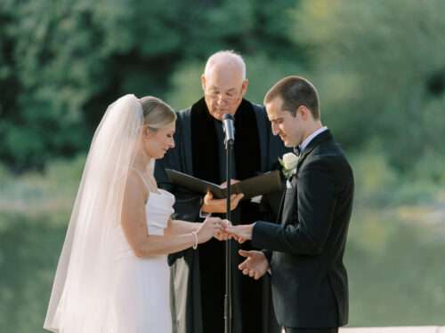 Outdoor wedding ceremony at the Darby House near Columbus, Ohio