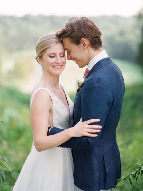 Bride and Groom portraits from an August wedding at Kirtland Country Club