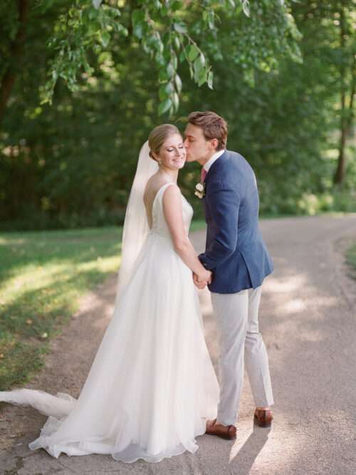 Bride and Groom portraits from an August wedding at Kirtland Country Club