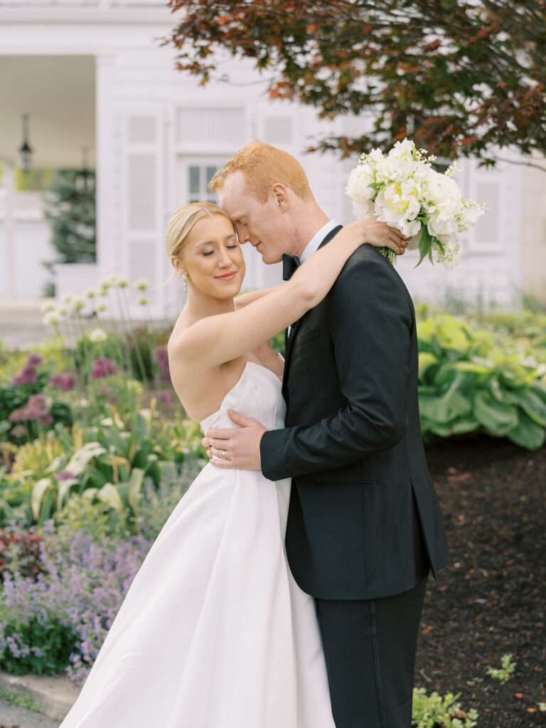 The Country Club wedding photos with Mairin and Bronson from their May wedding in Pepper Pike, Ohio