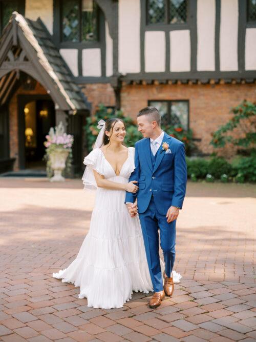 Natural and organic summer wedding photos filled with bold colors at the Club at Hillbrook in Chagrin Falls, Ohio