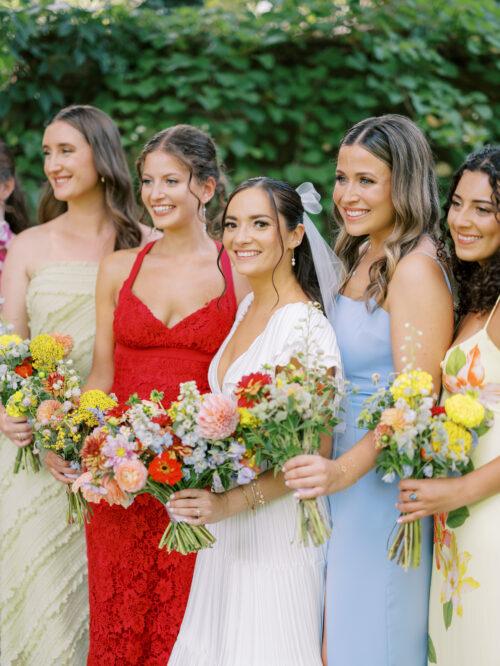 Natural and organic summer wedding photos filled with bold colors at the Club at Hillbrook in Chagrin Falls, Ohio