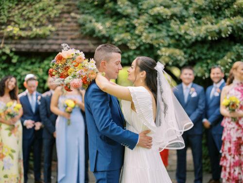 Natural and organic summer wedding photos filled with bold colors at the Club at Hillbrook in Chagrin Falls, Ohio