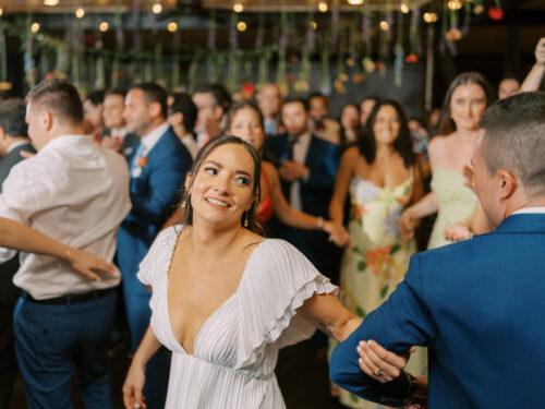 Natural and organic summer wedding photos filled with bold colors at the Club at Hillbrook in Chagrin Falls, Ohio