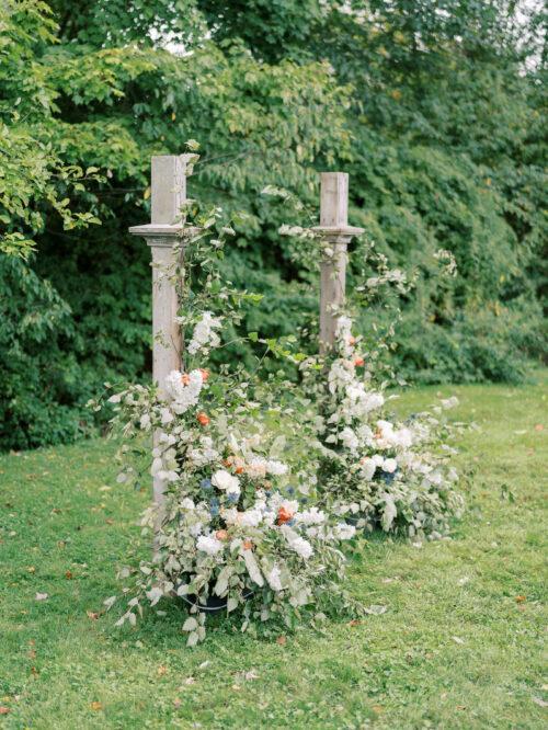 Rural Society at Warwick Farm wedding photos in summer garden style near Mount Vernon, Ohio